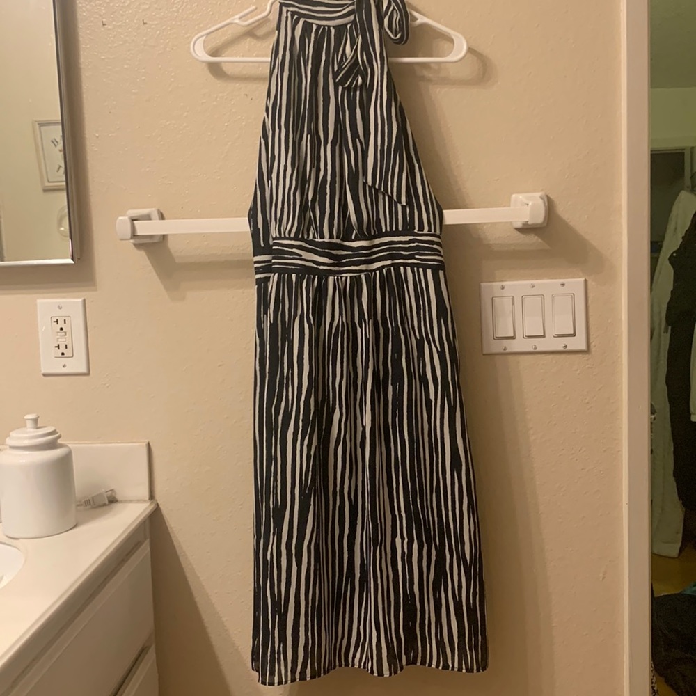 Sleeveless dress black and white stripe size 10